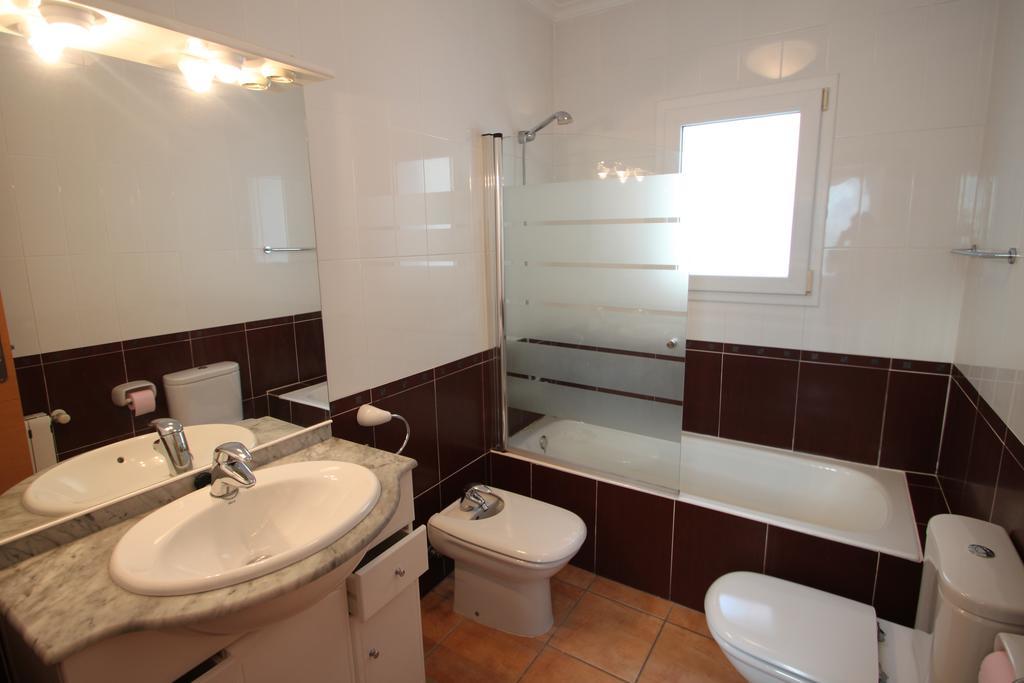 Canuta Mar 14- Two Story Holiday Home Villa In Κάλπε Εξωτερικό φωτογραφία