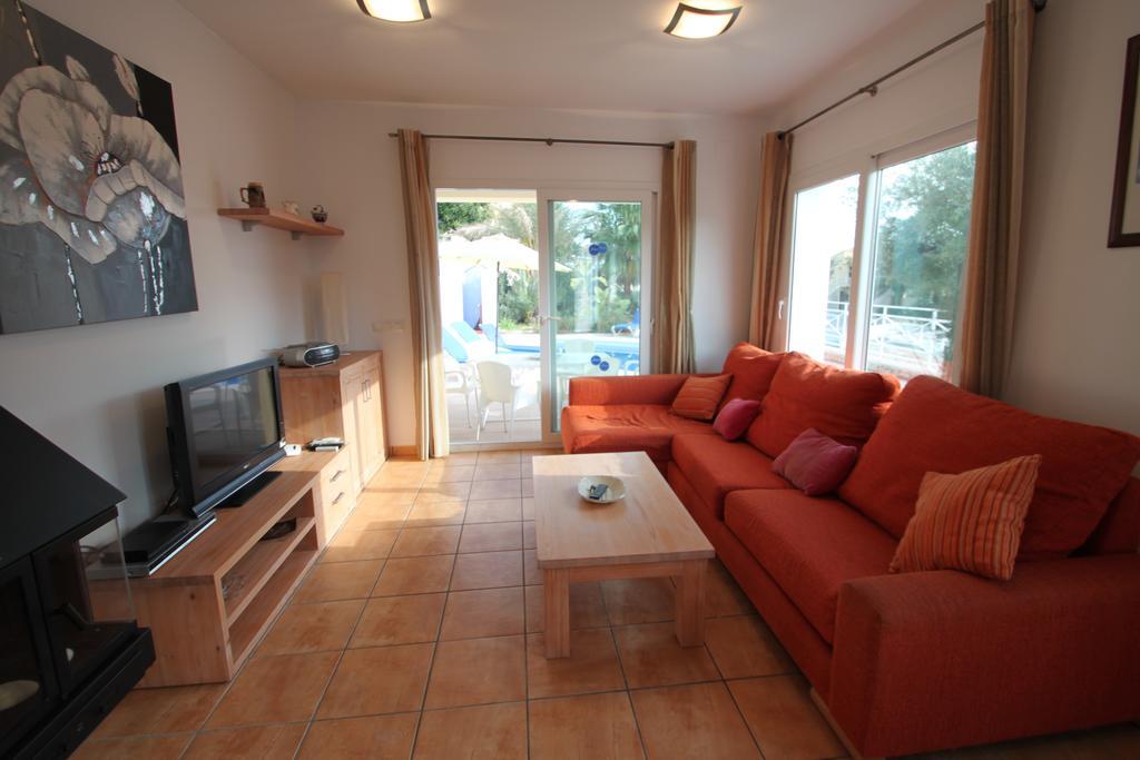 Canuta Mar 14- Two Story Holiday Home Villa In Κάλπε Εξωτερικό φωτογραφία